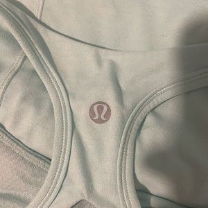 Lululemon fitted tank